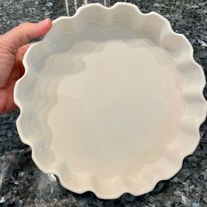 Vintage White Ovenproof 9.5" Round Casserole Dish Scalloped Edge Calif USA